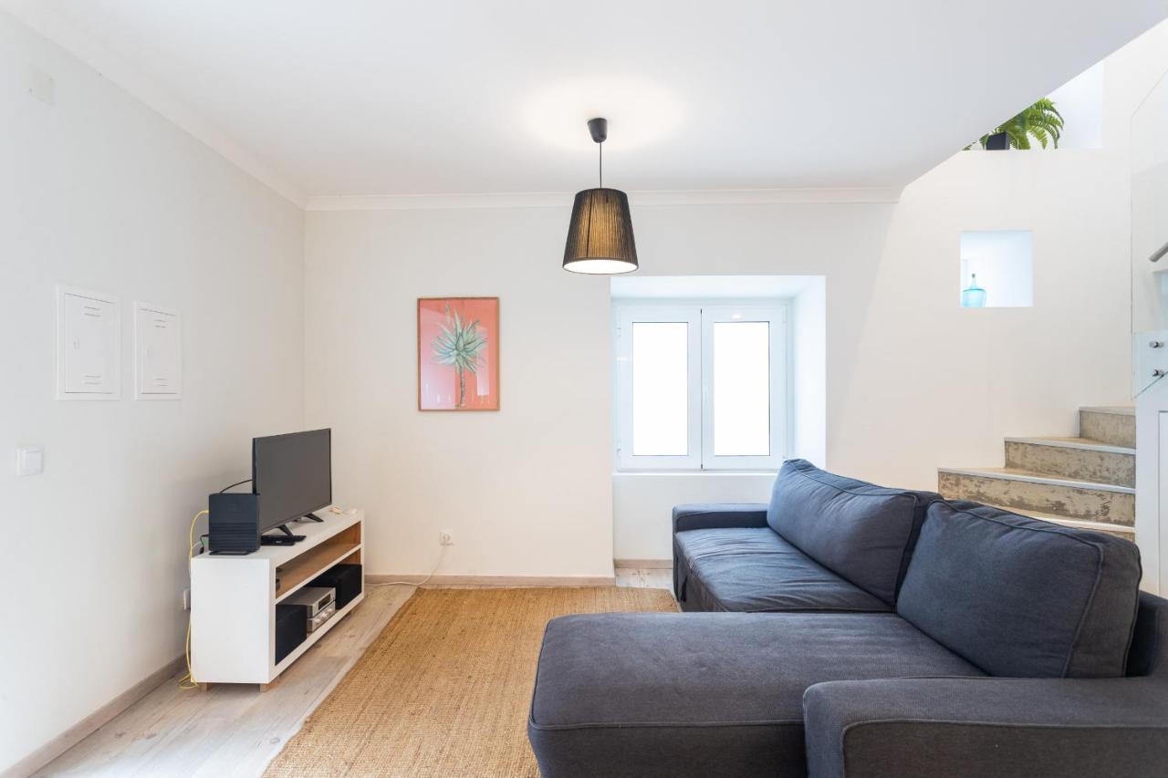 Appartamento Town Square House Setúbal Esterno foto